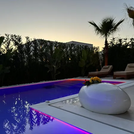 Nico's Hotel