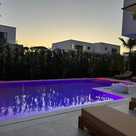 Nico's Hotel 3*