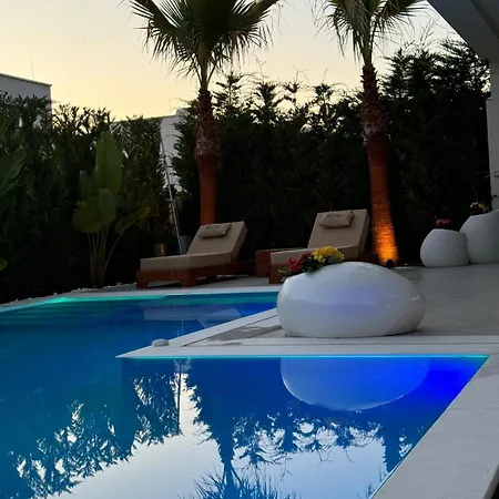 Nico's Hotel